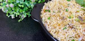 Crispy Fried Rice with Dried Fish: A Delicious Vietnamese Recipe