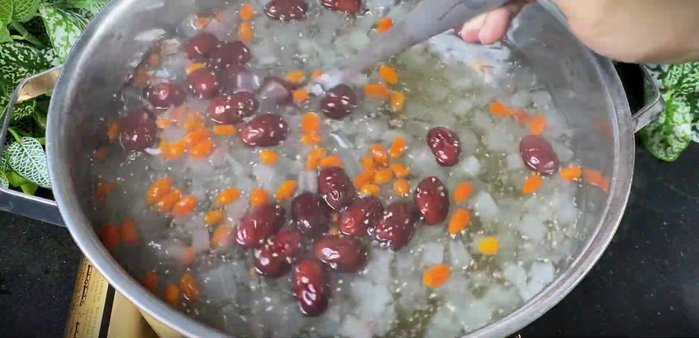 Once cooled, pour the mixture into bottles and refrigerate.