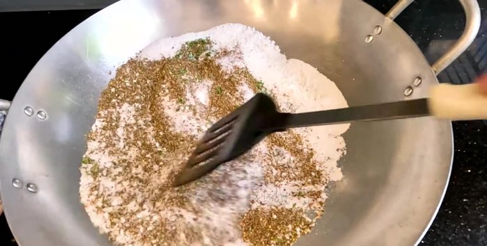 Add the roasted peppercorns and stir for 1-2 minutes. (223.04)