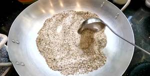 Homemade Salt & Pepper Seasoning: The Perfect Dip for Chicken, Fish & Seafood