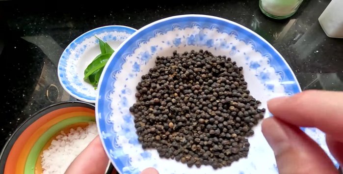 Wash the peppercorns thoroughly to remove dirt and sand. (72.24)