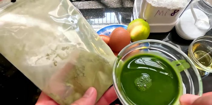 Prepare green tea powder by mixing 20g with 30-40ml of boiling water until dissolved. (20.24)