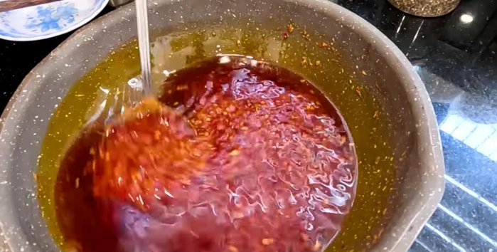 Let the satay cool completely. Store in an airtight jar for later use. [346.639]