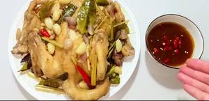 Simple & Delicious Beer Steamed Chicken Recipe