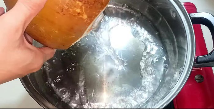 Add fresh coconut, night seeds, and purple CT to the pot. Stir well.