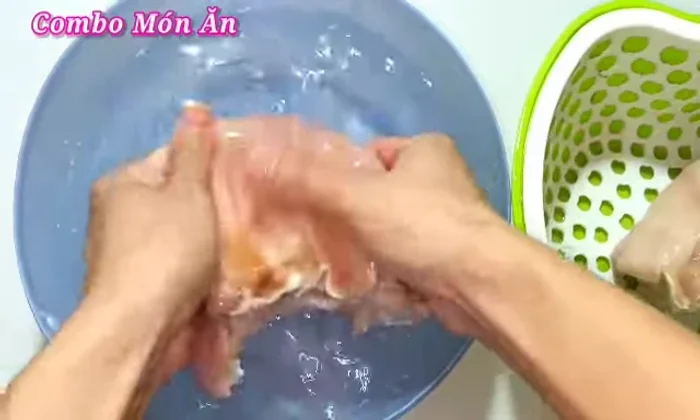 Clean and cut the pig's hands into desired size.