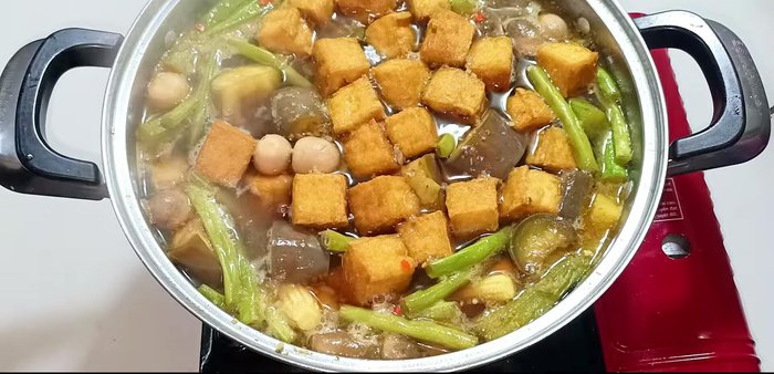 Simmer and serve: Cover and simmer over low heat for another 5 minutes. Stir well and serve.