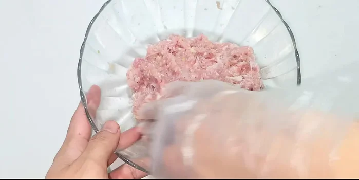 Mix well and marinate for 15 minutes.