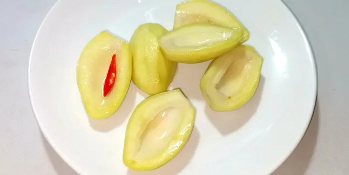Refrigerate: After 1-1.5 days, refrigerate for added crispness and preservation.