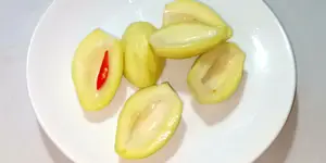 Sweet and Sour Pickled Mango: A Simple, Delicious Recipe