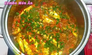 Delicious Turmeric Braised Linh Fish Recipe