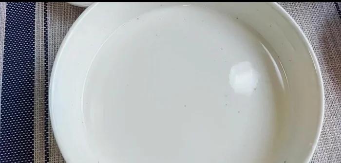 Sieve the batter: Strain the batter through a sieve into another bowl to remove lumps and create a smoother texture. Discard any remaining lumps. (90.88)