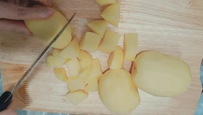 Steam the potatoes for 20 minutes.