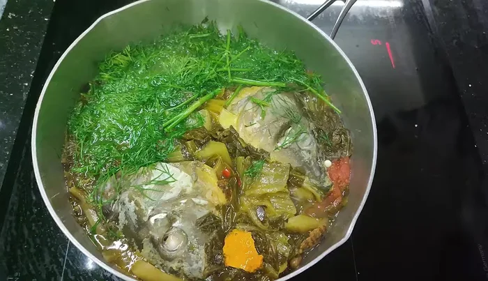Simmer for 2-3 minutes until herbs are cooked. Turn off the heat.