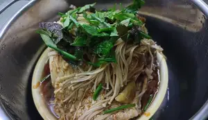 Steamed Grass Carp with Mushrooms: A Fragrant, Delicious Recipe