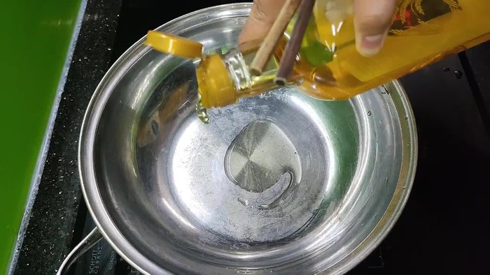 Make a liver jelly and soak it in flour and unsweetened fresh milk to remove toxins.