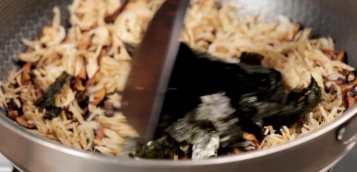 Add seaweed (or substitute) and fry for another 2 minutes.