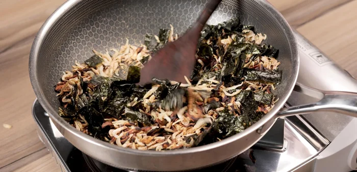 Let the roasted mushrooms, shrimp, and seaweed cool slightly.