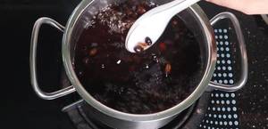 Black Bean Tea & Che Day: Boost Health Naturally