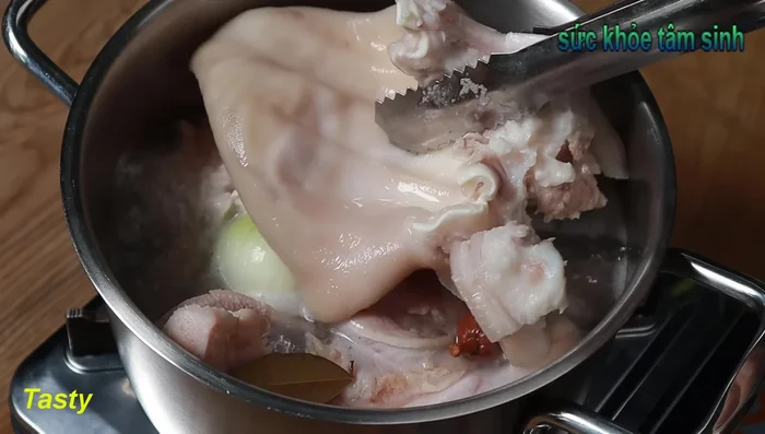 Cook until soft, about 40 minutes, turning occasionally to ensure even cooking. Cover the pot to speed up cooking.
