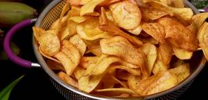 Crispy Candied Green Bananas (Banana Chips) - Easy Tet Recipe