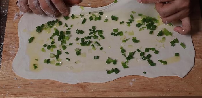 Arrange the dough (either square or round).