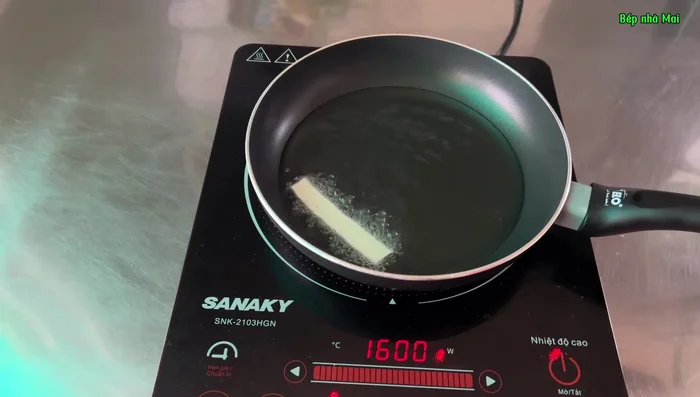 Fry the tofu until golden and crispy. Set aside.