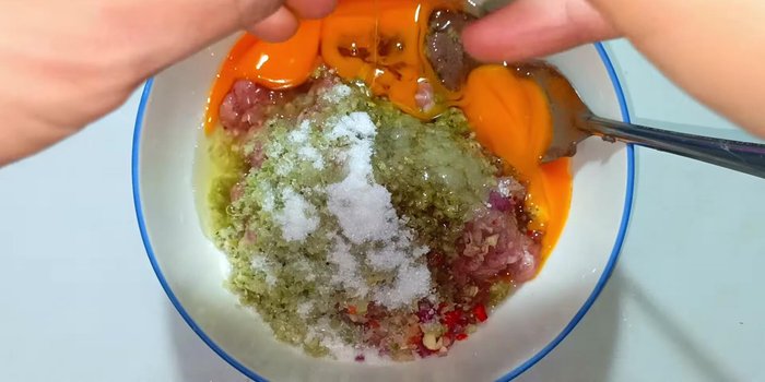 Mix all ingredients well.