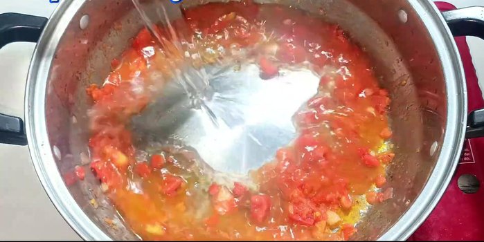 Add 1 liter of water, bring to a boil. Reduce heat if there's excessive foaming.