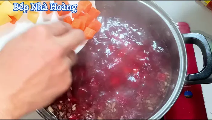 Add carrots and cook: After 15 minutes, add carrots and cook for another 5 minutes (274.24).