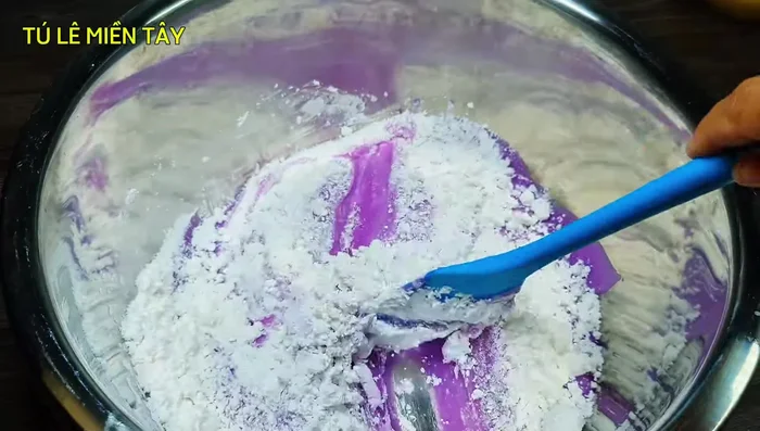 In a large bowl, combine the blended taro with tapioca starch, mixing well.