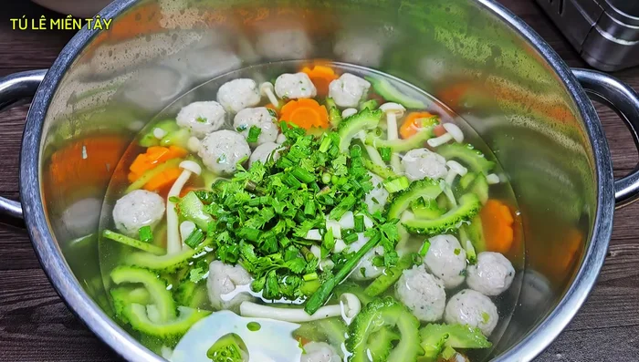 Add onion and coriander for extra fragrance just before serving.