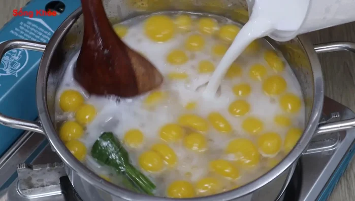 Add coconut milk (200ml) and cook for another 2 minutes.