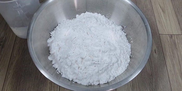 Make the dough: Combine tapioca starch and boiling water. Stir until slightly cool. Add salt and knead until smooth and elastic.