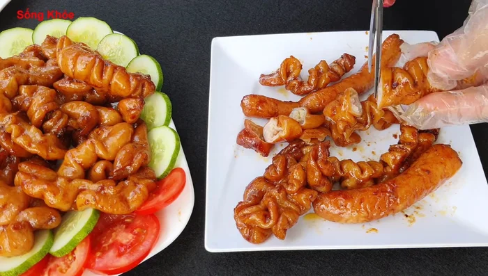 Serve with rice, cucumber, tomato, pickled cabbage, or bread (558.95).