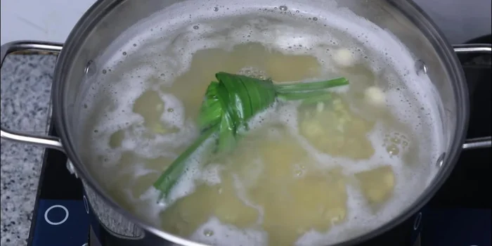 Reduce heat to low and simmer.