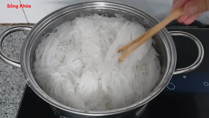 Cook the vermicelli noodles in boiling water until soft, then drain.
