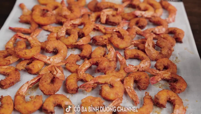 Let shrimp cool completely before storing in an airtight container in the refrigerator.