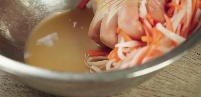 Prepare the pickled radish and carrots.