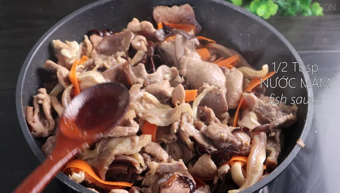 Add 0.5 tbsp fish sauce and 0.5 tbsp ground ginger. (329.72)