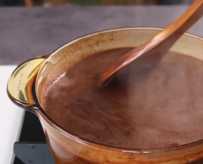 Once boiling, continue cooking on low heat for 2 more minutes.