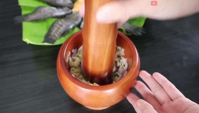 Pound onions, garlic, and ginger into a paste.