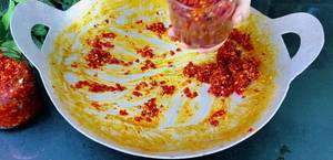 Chili Fried with Coconut Water: A Delicious Vietnamese Recipe
