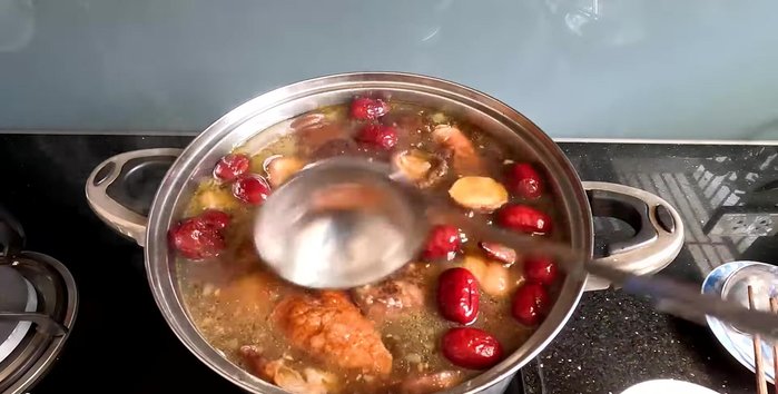 Boil Chinese cabbage separately (439.12).