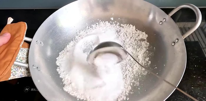 Add the refined salt and roast for another 2-3 minutes.