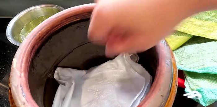 Prepare the rice bag by laying it flat. Multiple layers may be used for larger quantities.