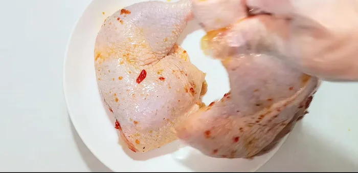 Place chicken thighs in a steamer. Pour marinade evenly over the chicken.