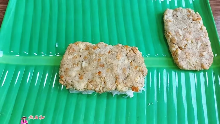 Assemble the 'pork belly': Layer rectangular rice paper, flour dough, mushrooms, flour dough, and mushrooms. Press to create a cohesive block.