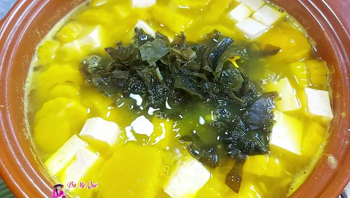 Season to taste with salt or vegetarian fish sauce.
