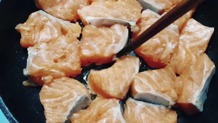 Garnish with chopped green onions before serving.